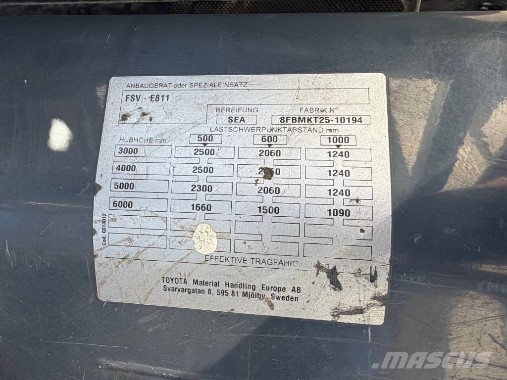 Toyota 8FBMKT25 - 2500kg 6000mm Triplex Elektrostapler Električni viličarji