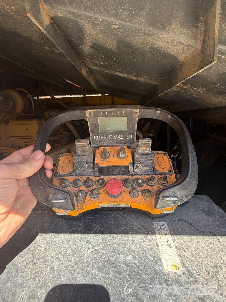 Rubble Master v 550 Trituradoras móviles