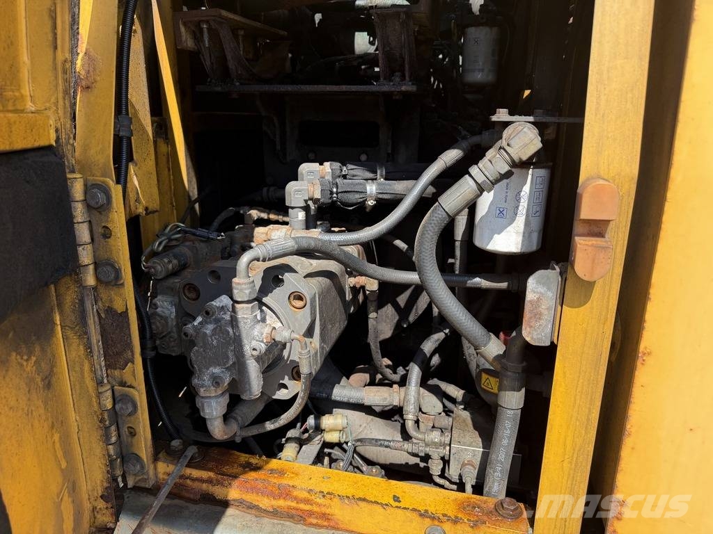 Volvo EC 140 B LC 14t Excavator Crawler excavators