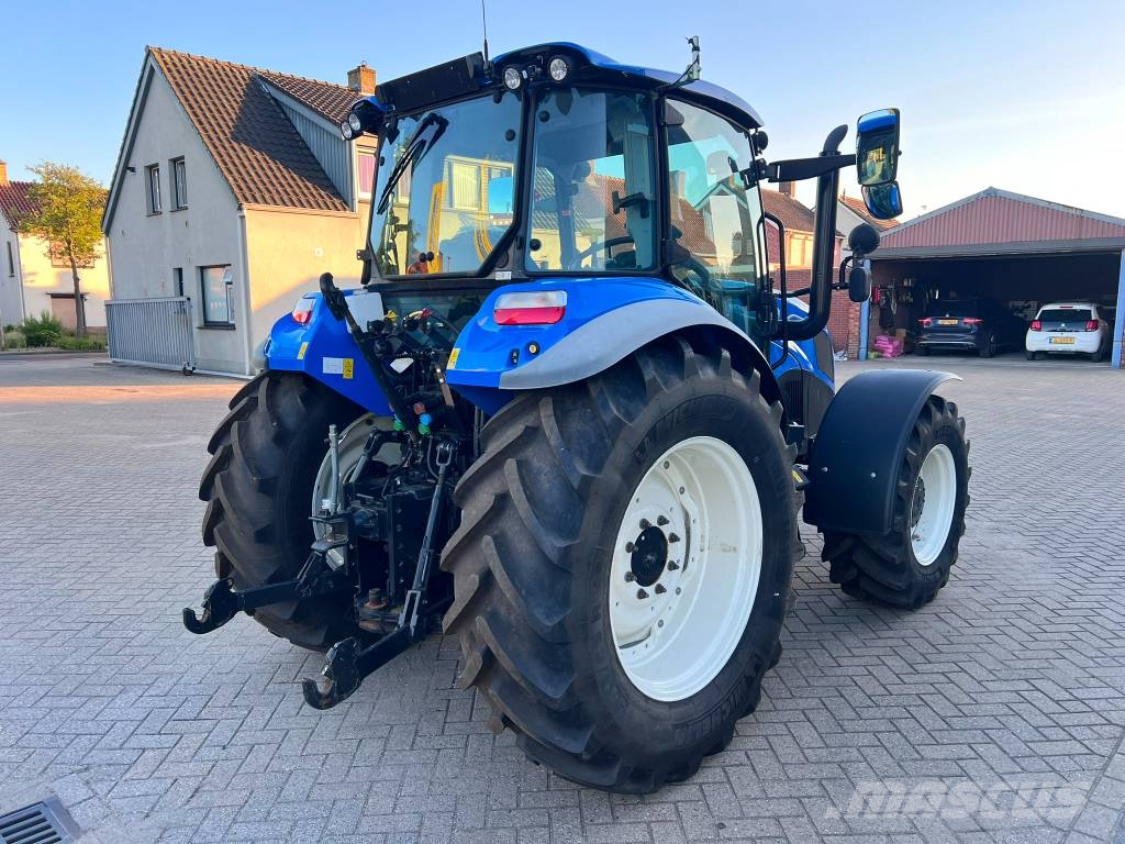New Holland T 5.120 Τρακτέρ