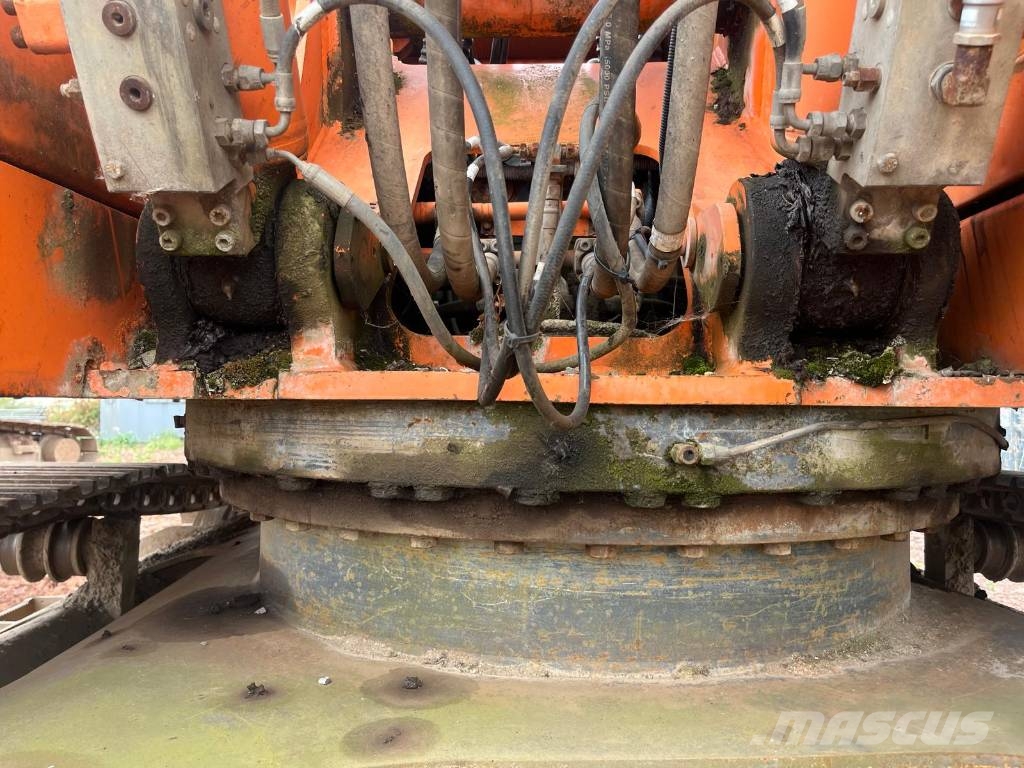 Doosan DX 225 LC Pelle sur chenilles