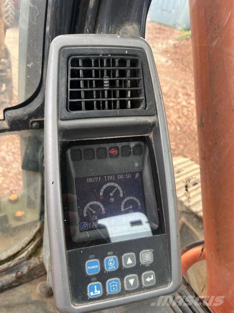 Doosan DX 225 LC Pelle sur chenilles
