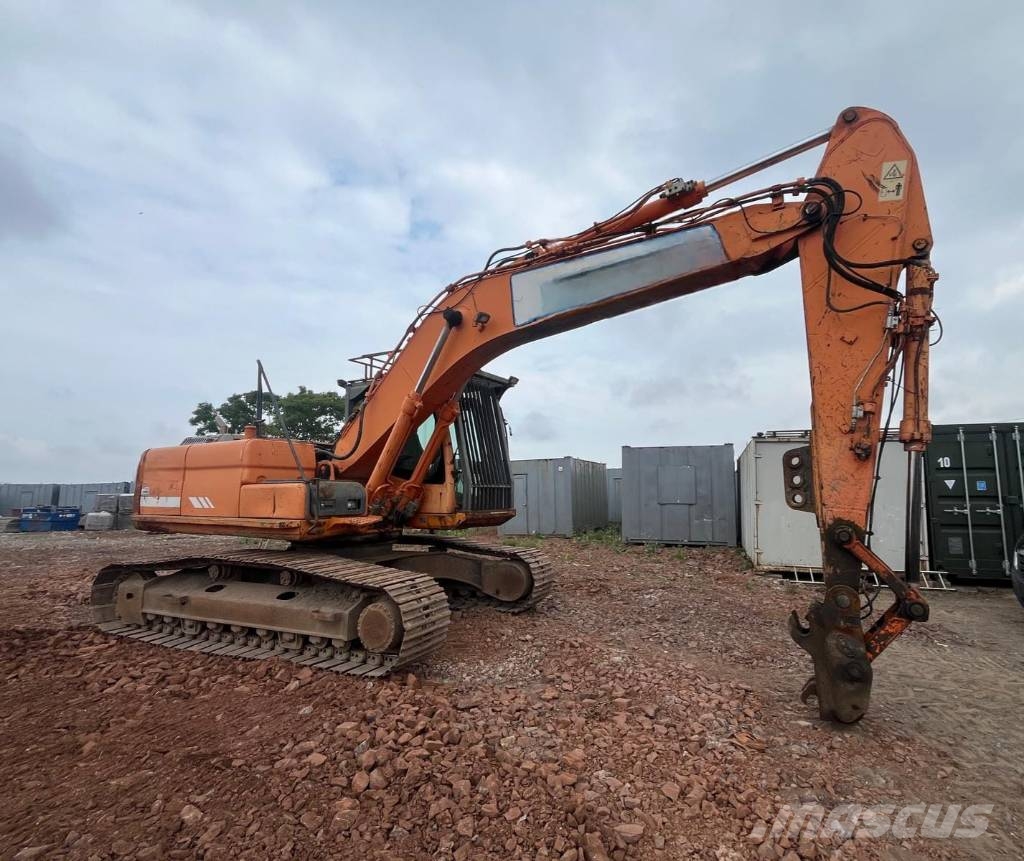 Doosan DX 225 LC Pelle sur chenilles