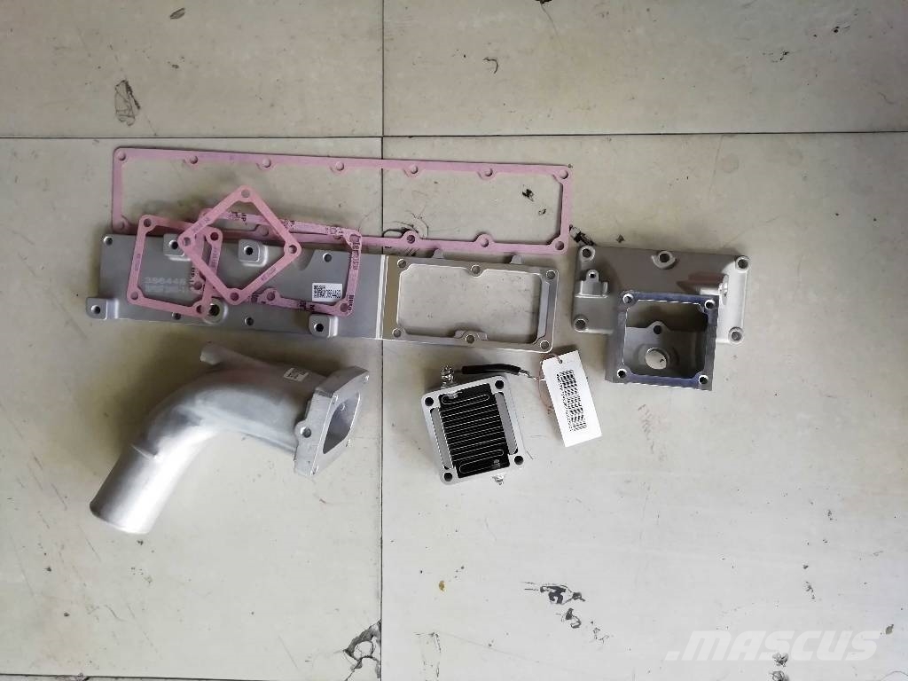 Cummins Intake Manifold 3864483 3973157 Gasket 3947530 Motorer