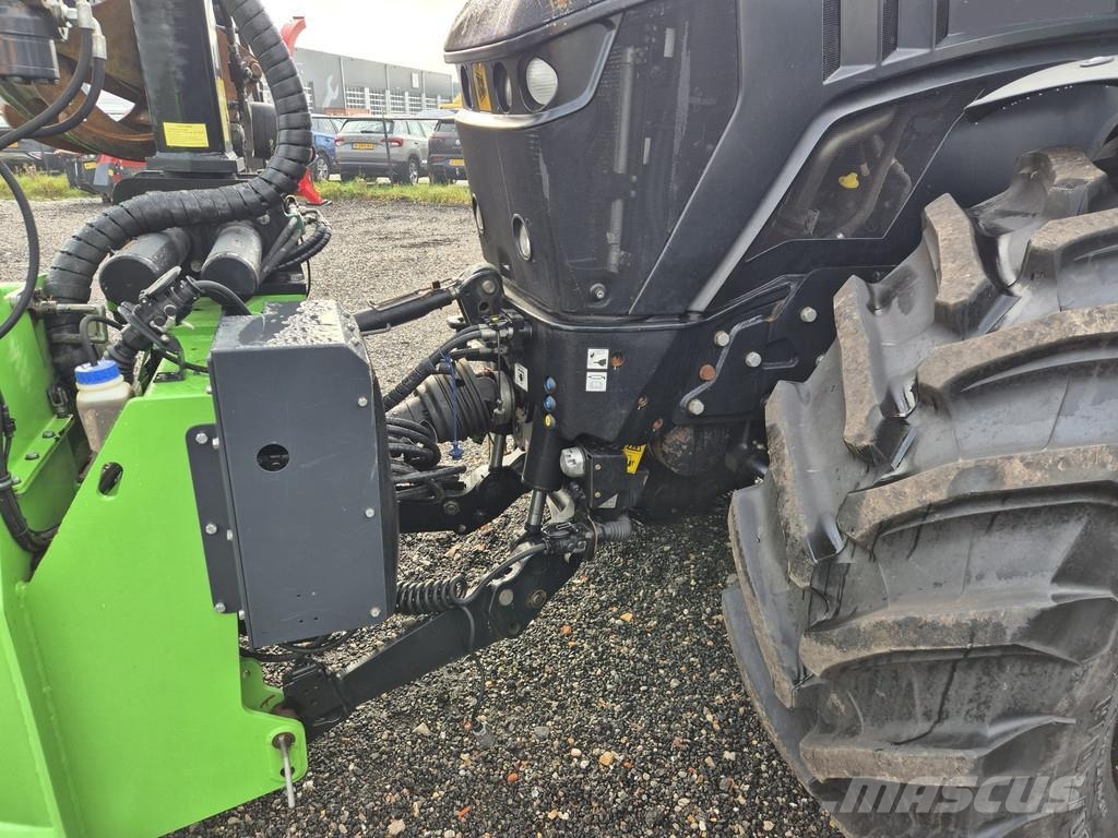 JCB Fastrac 4220 met container Traktorer