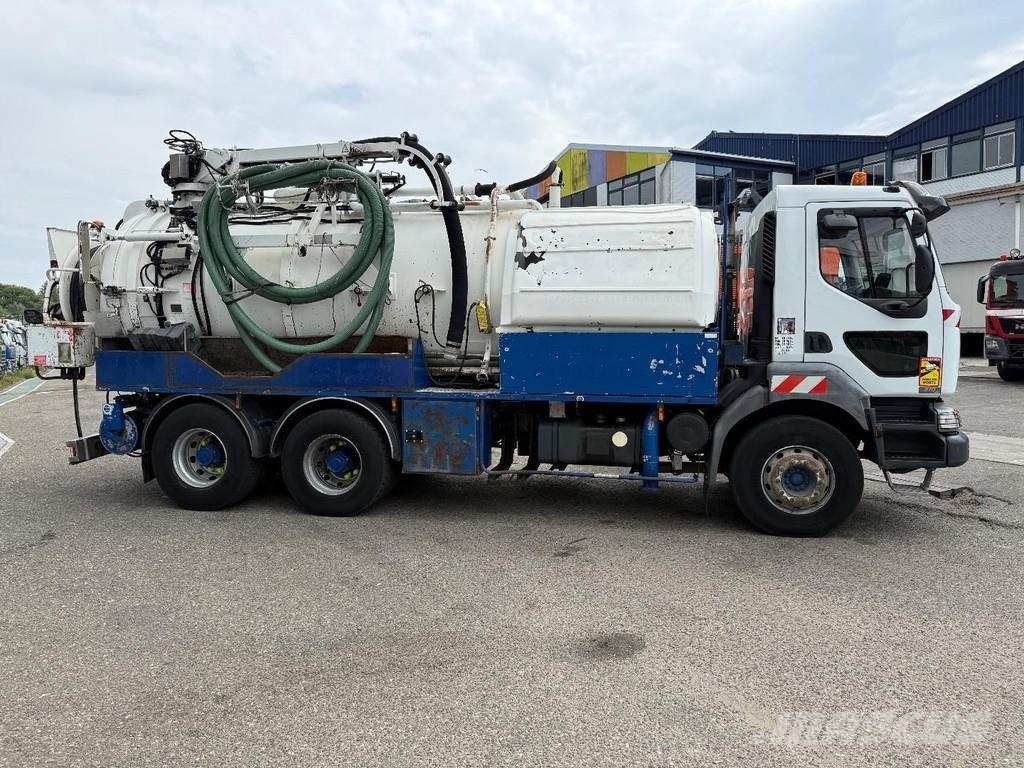 Renault 370 6x4 Vacuum tank 12,000 liters, MANUEL GEARBOX, Kolkenzuigers