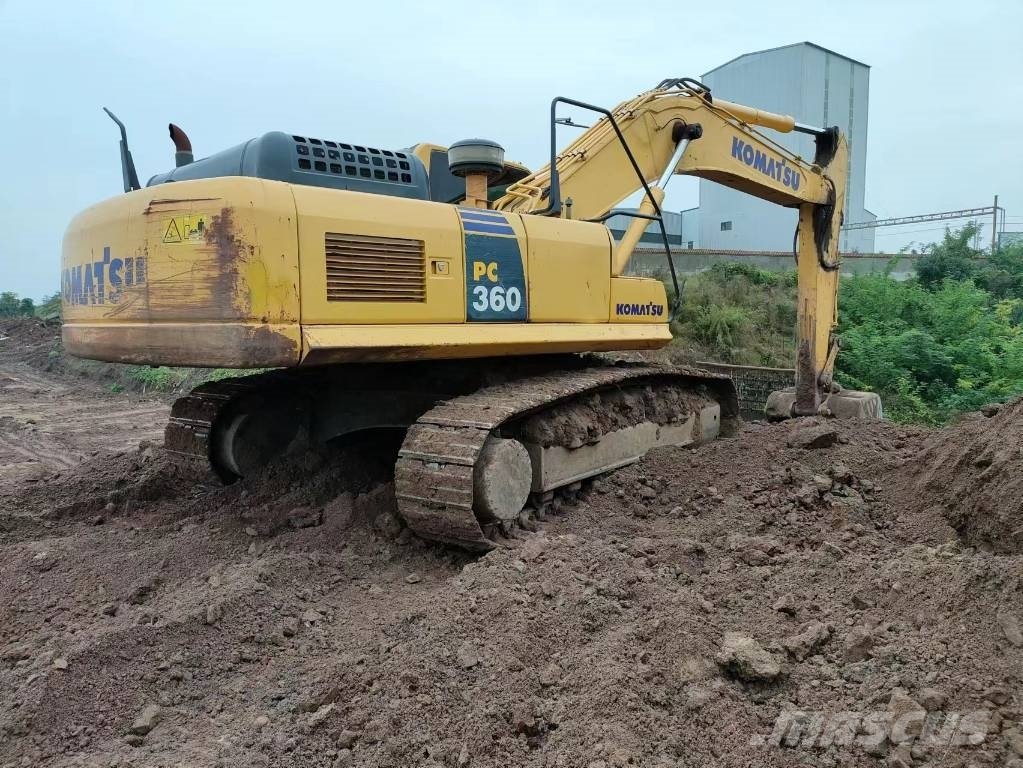 Komatsu PC 360-8MO Paletli ekskavatörler