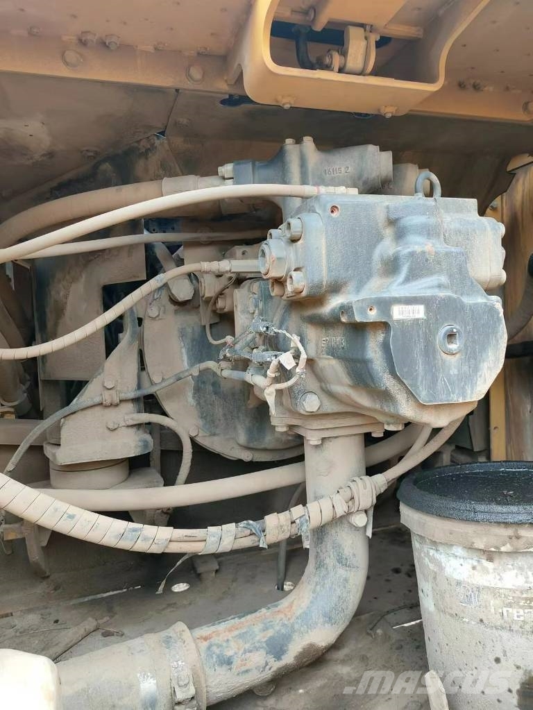 Komatsu PC 360-8MO Paletli ekskavatörler