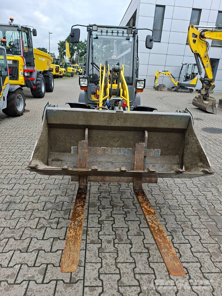 Wacker Neuson WL 34 لوادر بعجل