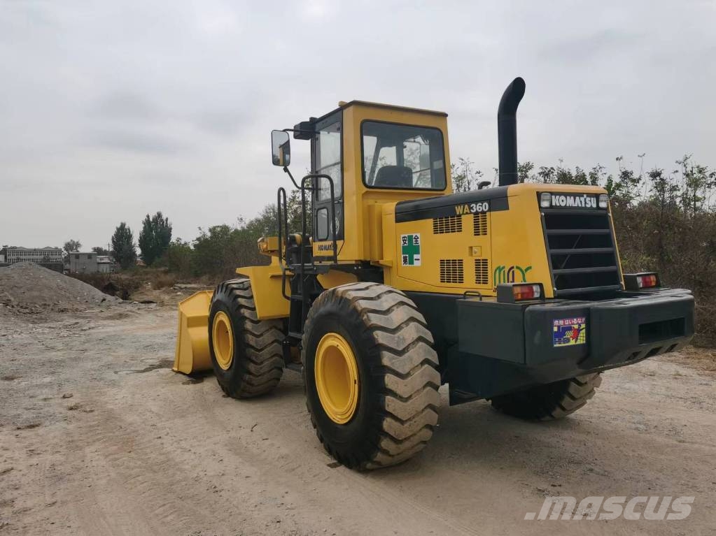 Komatsu WA 360-3 made in Japan 휠로우더