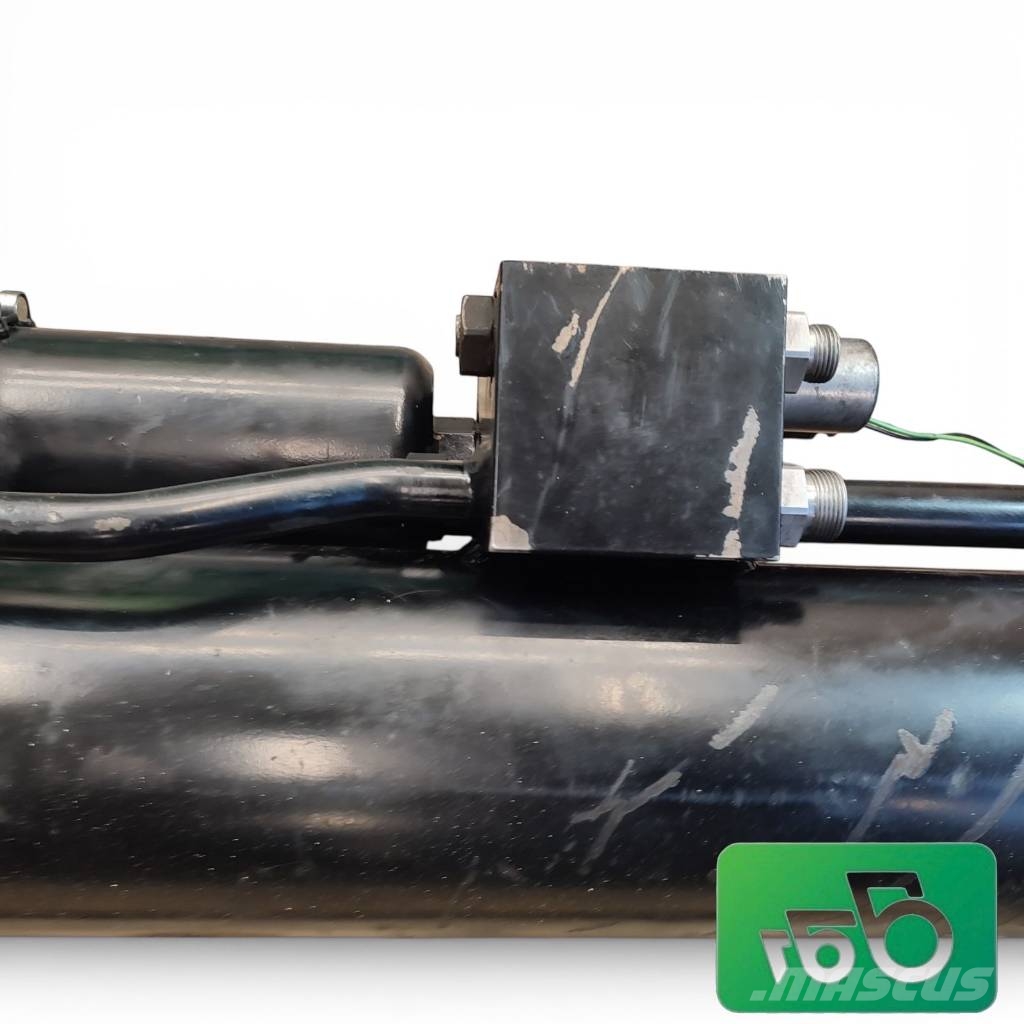 Manitou MLT 625 Arm lift main cylinder Σασί - πλαίσιο
