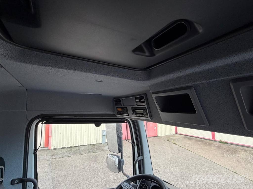 Mercedes-Benz ATEGO Seria nr 5221 Skåpbilar