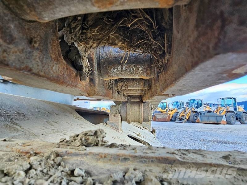 Liebherr R926LC Longreach Bageri dugog dosega