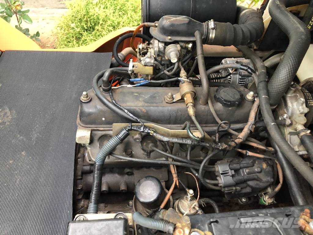Toyota 7 FG 25 /40/ V-2703 OB Camiones LPG