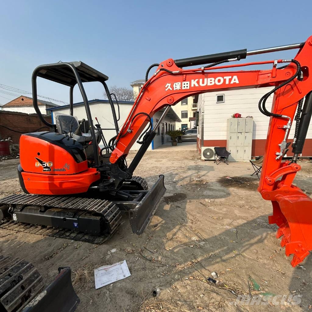 Kubota U 30 Minibagger < 7t