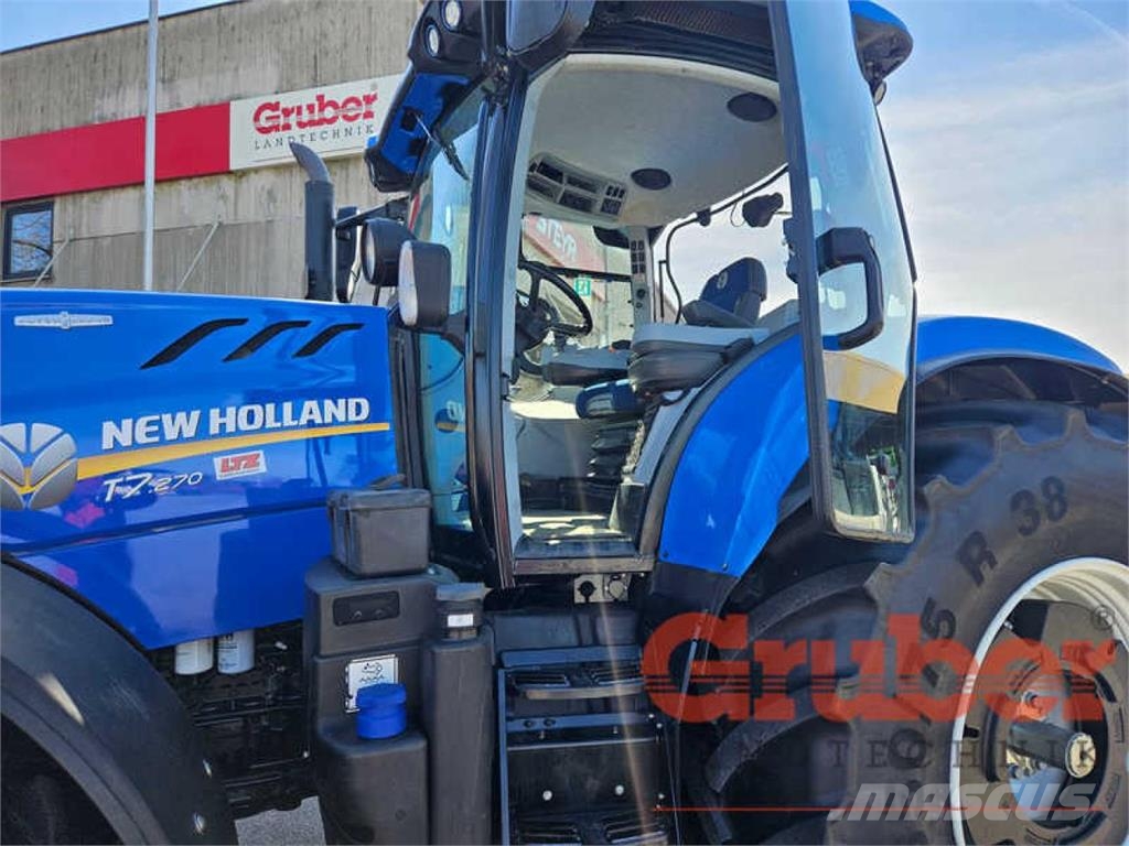 New Holland T7.270 AC トラクター