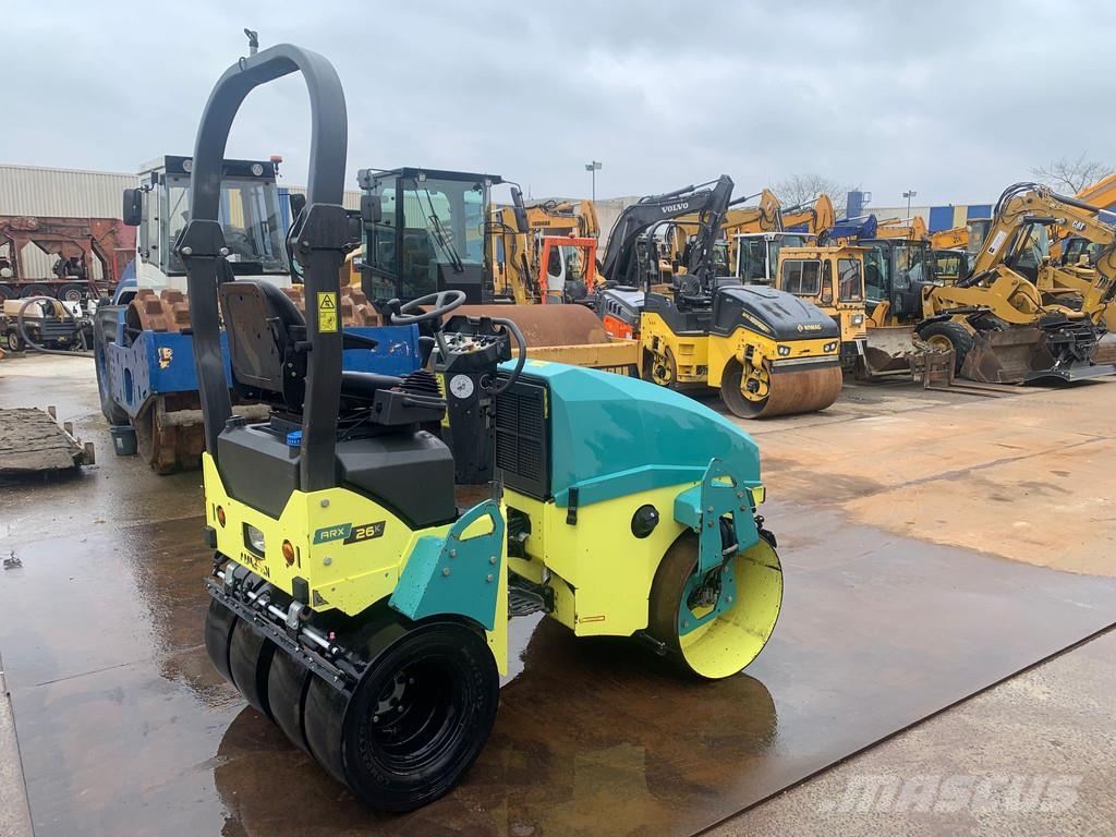 Ammann ARX26K . 複合式滾壓機
