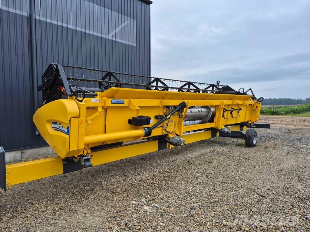 New Holland CX8.90 Combine harvesters