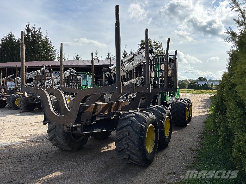 John Deere 1210 E Forwarders / Autocarregadores