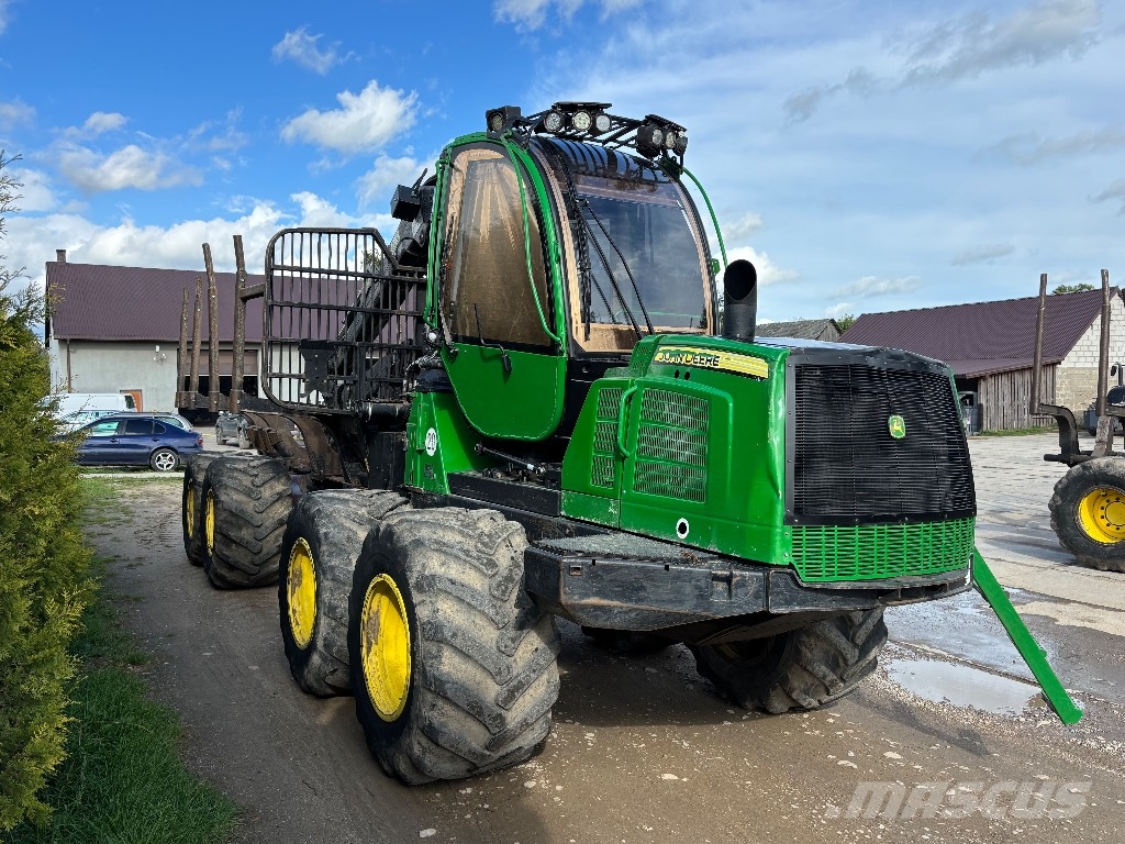 John Deere 1210 E Forwarders / Autocarregadores