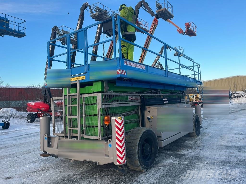 Holland Lift HL-340 D30 4WDS/N Nůžková zvedací plošina