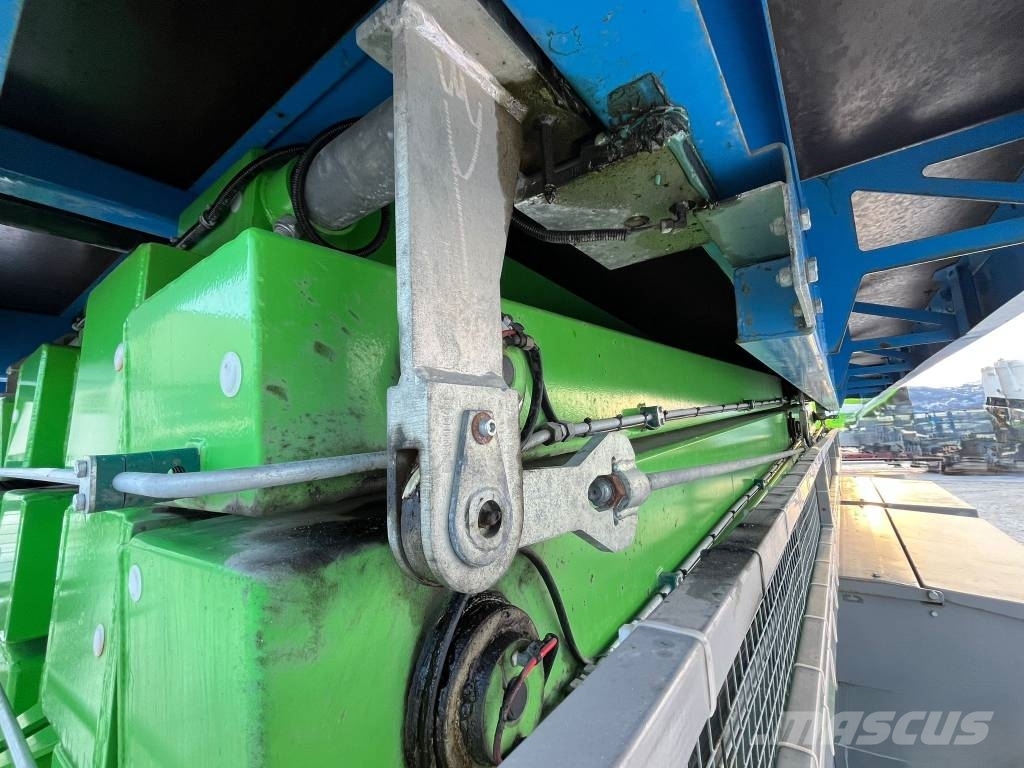 Holland Lift HL-340 D30 4WDS/N Nůžková zvedací plošina