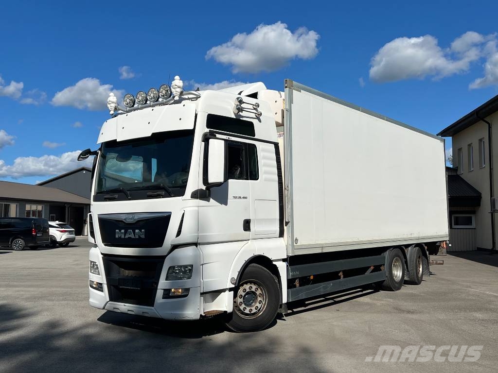 MAN TGX 26.480 6X2*4 II - CARRIER SUPRA 1250 Camiones con caja de remolque