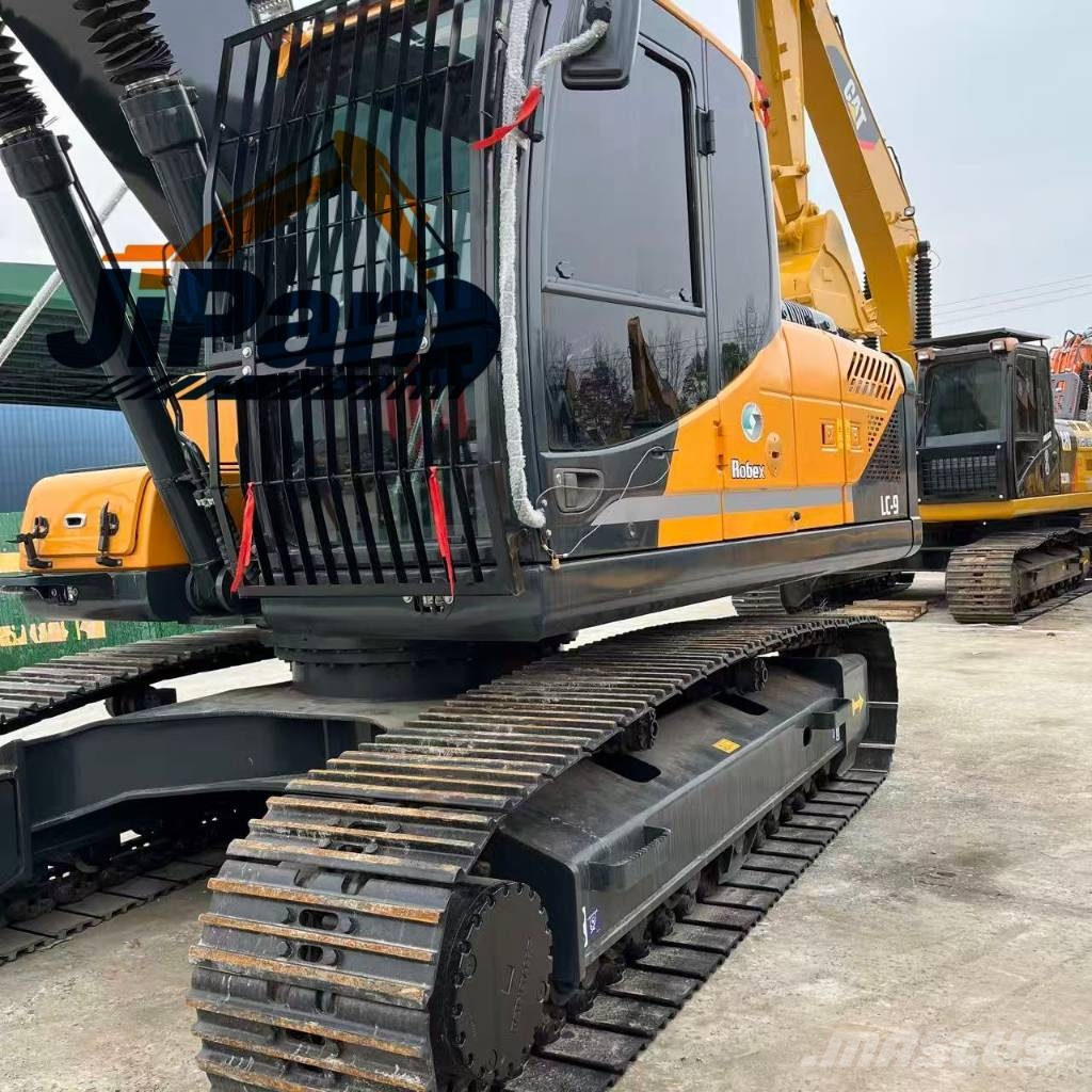 Hyundai HX 220 Bagri goseničarji