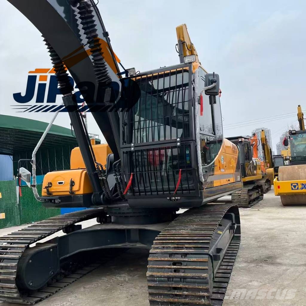 Hyundai HX 220 Bagri goseničarji