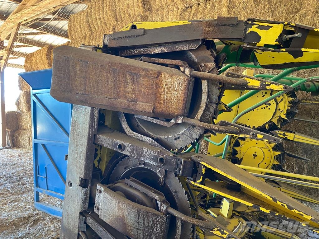 John Deere 360 CONTACTER LE 06 03 68 09 25 Maaidorser aanbouwdelen