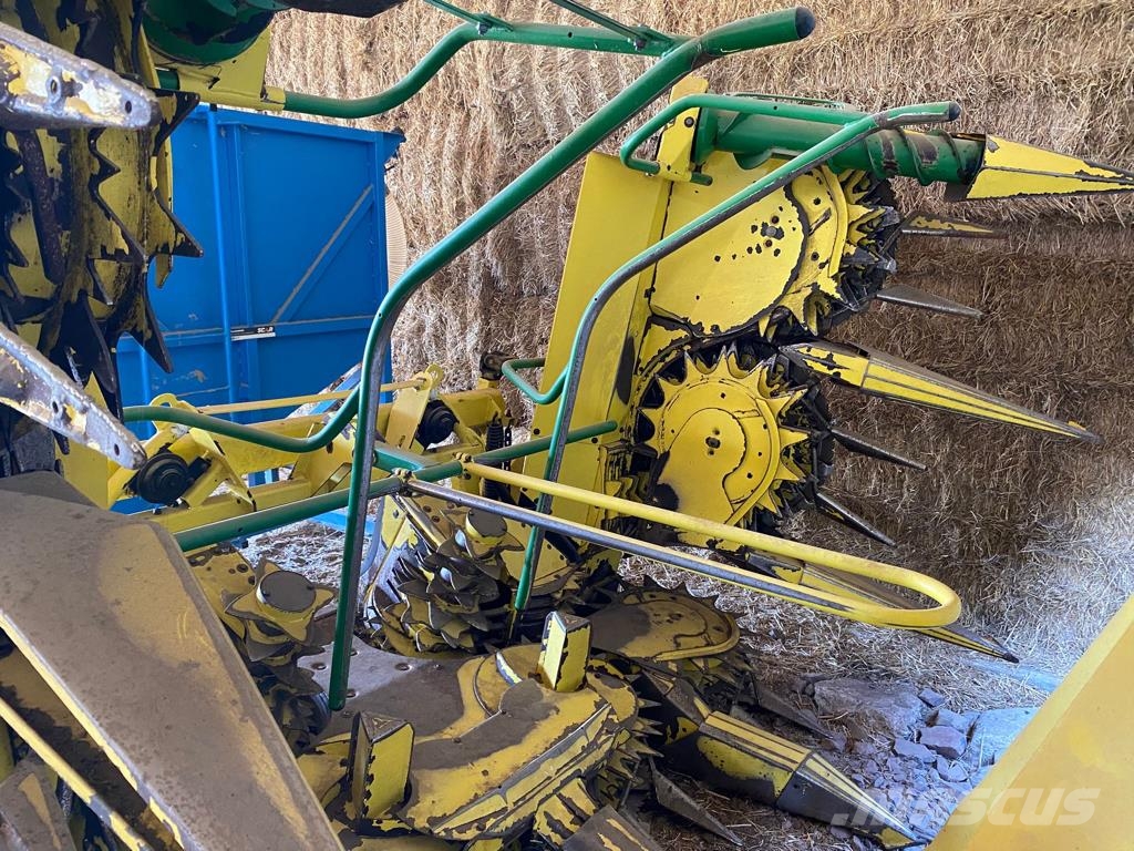 John Deere 360 CONTACTER LE 06 03 68 09 25 Maaidorser aanbouwdelen