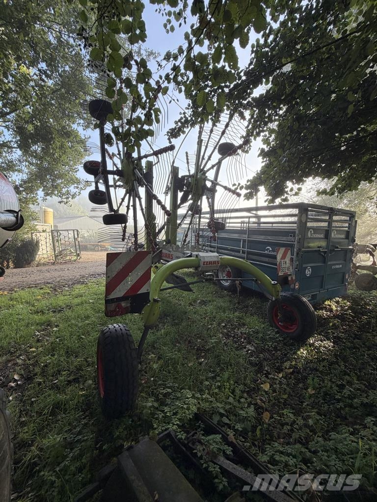 CLAAS Liner 2700 محشات