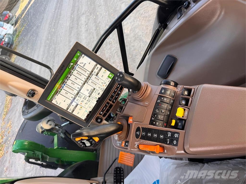 John Deere 6155R Traktoren