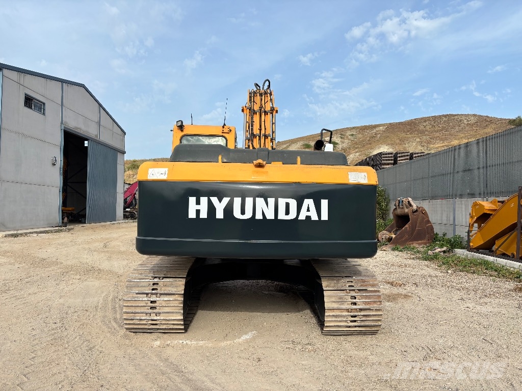 Hyundai R210LC-9 Гусеничні екскаватори