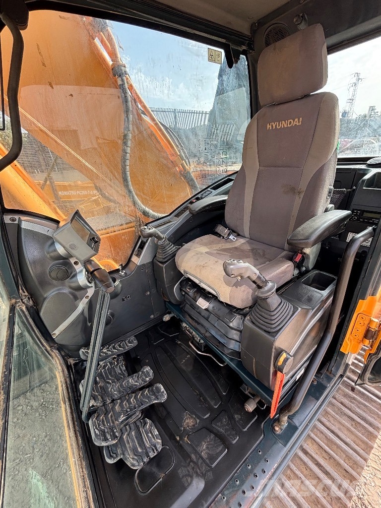 Hyundai R210LC-9 Гусеничні екскаватори