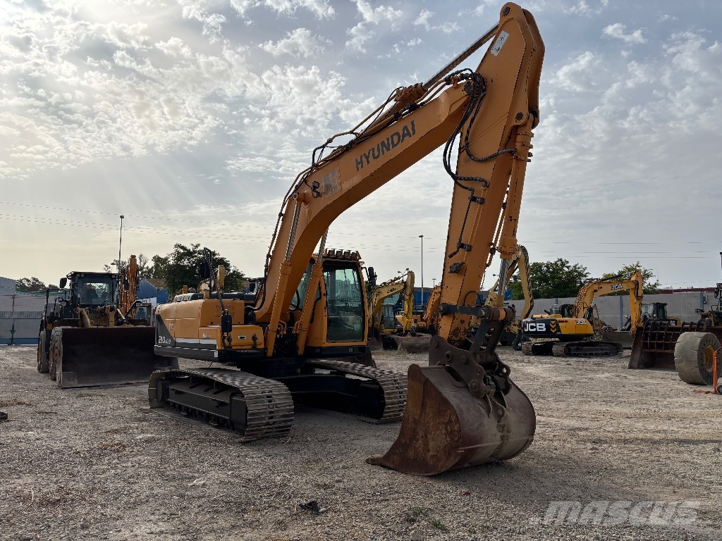 Hyundai R210LC-9 Гусеничні екскаватори