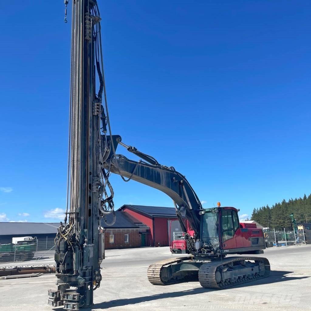 Volvo SPD EC300 DT155 Polių kalimo technika