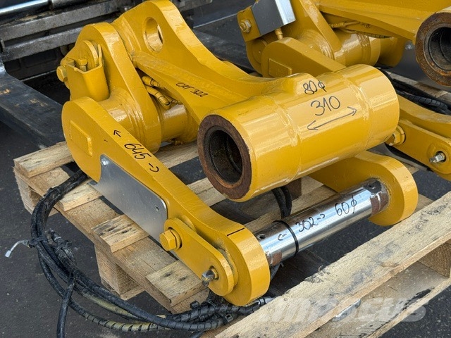 CAT LINKAGE GP-BUCKET 280-3135 Retroexcavadoras