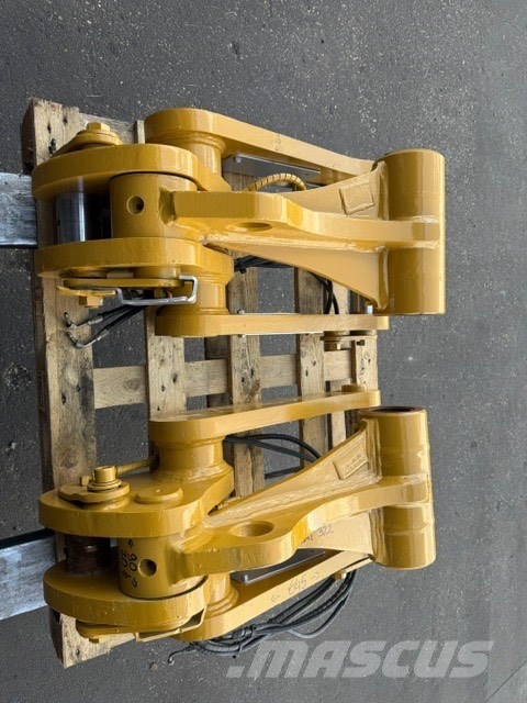 CAT LINKAGE GP-BUCKET 280-3135 Retroexcavadoras