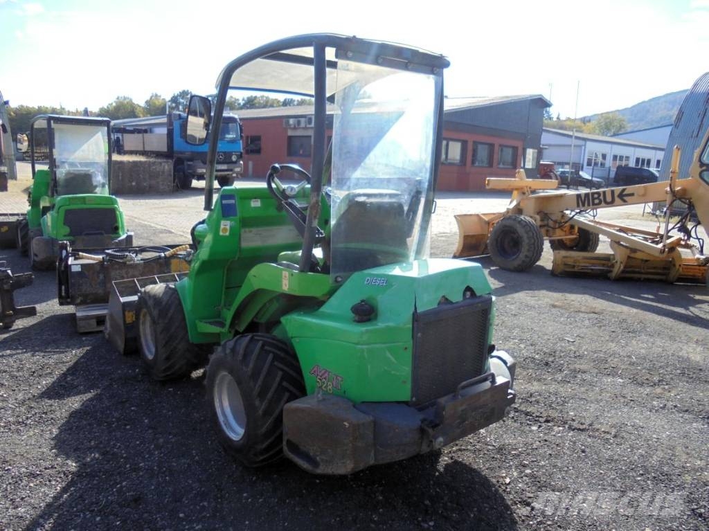 Avant 528 Minilader