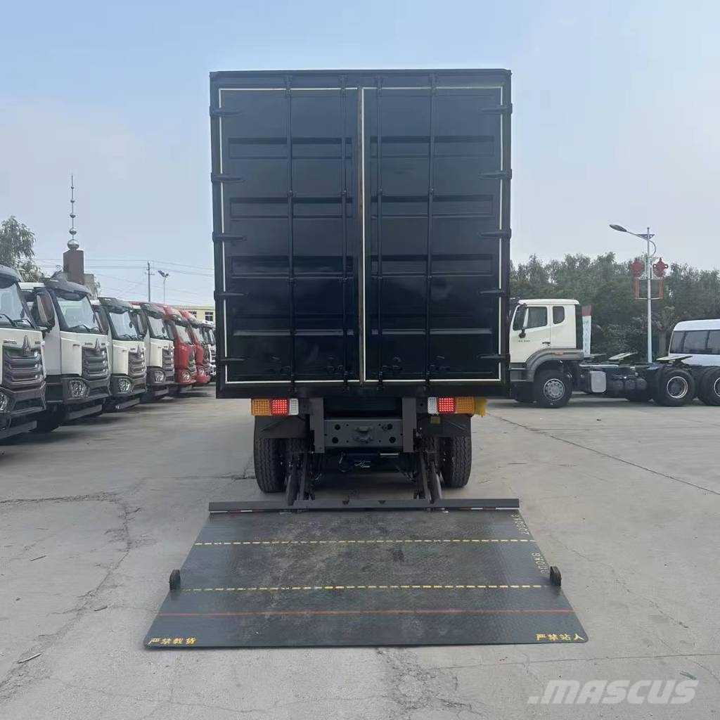 Howo 375 貨箱式卡車