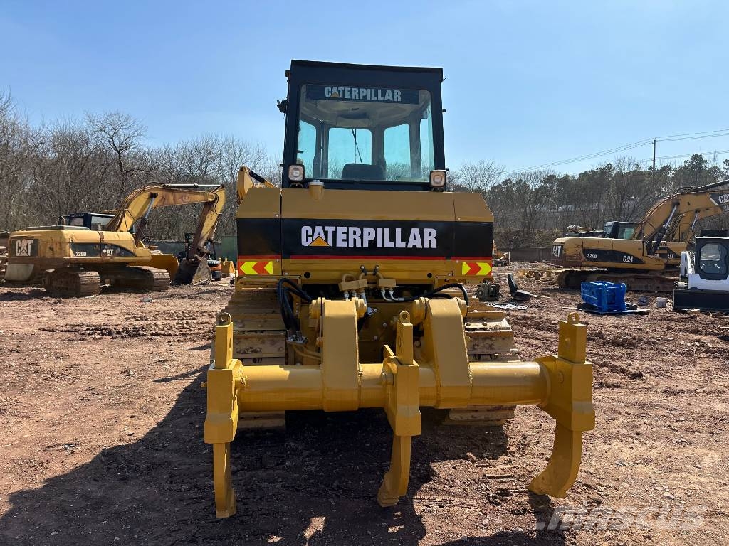 CAT D 6 G Buldooserid