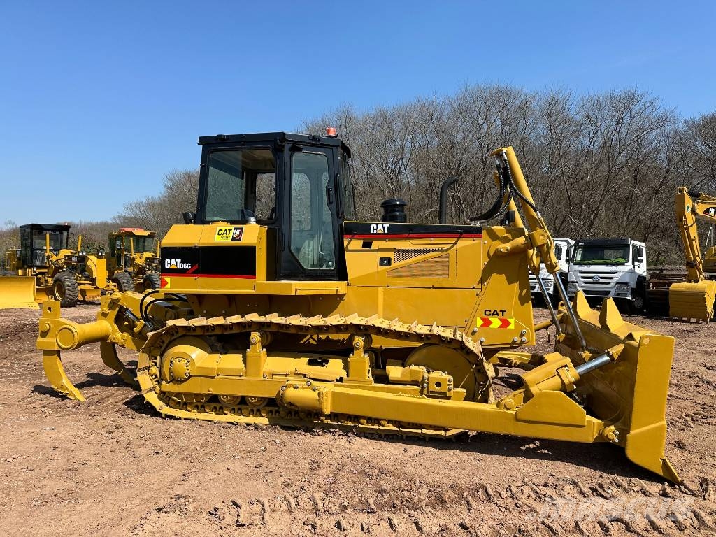 CAT D 6 G Buldooserid