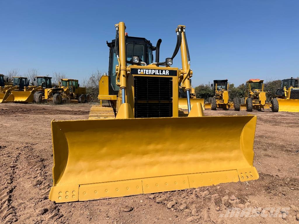 CAT D 6 G Buldooserid