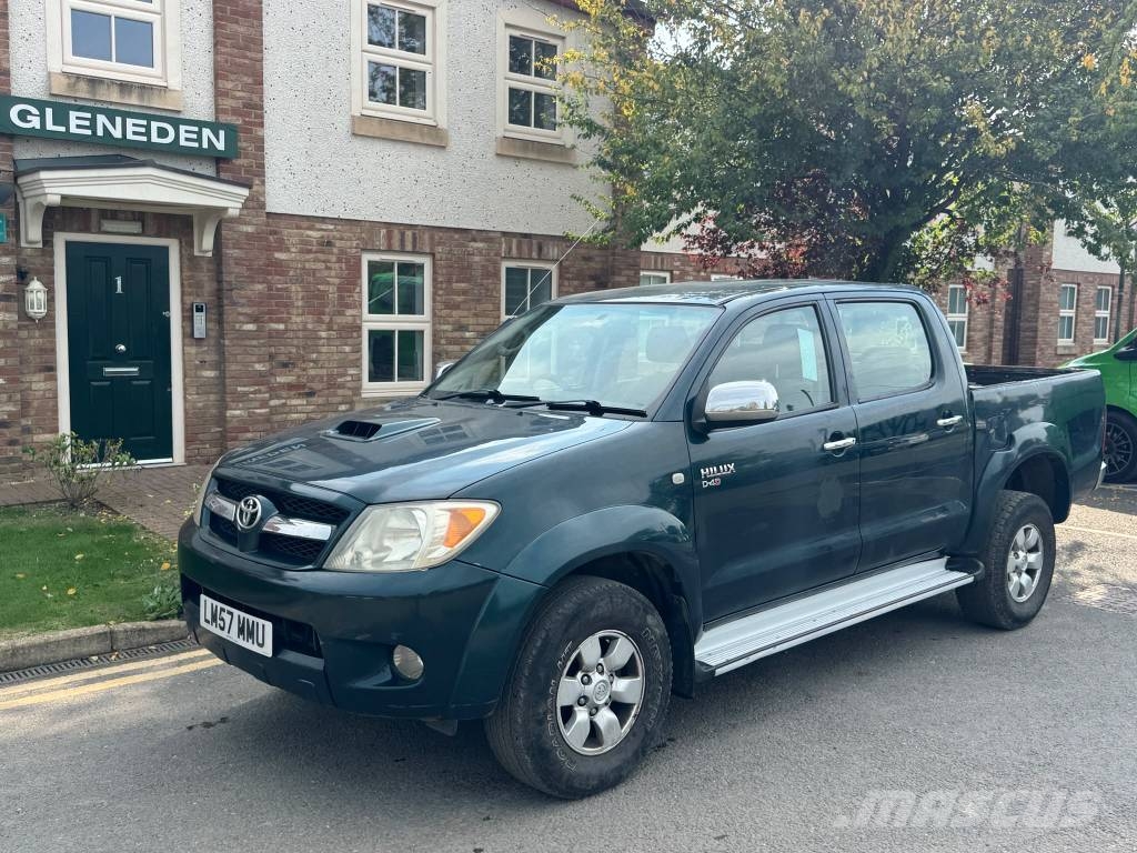 Toyota Hilux 皮卡车