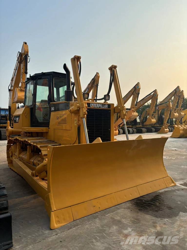 CAT D 6 G 履帶推土機