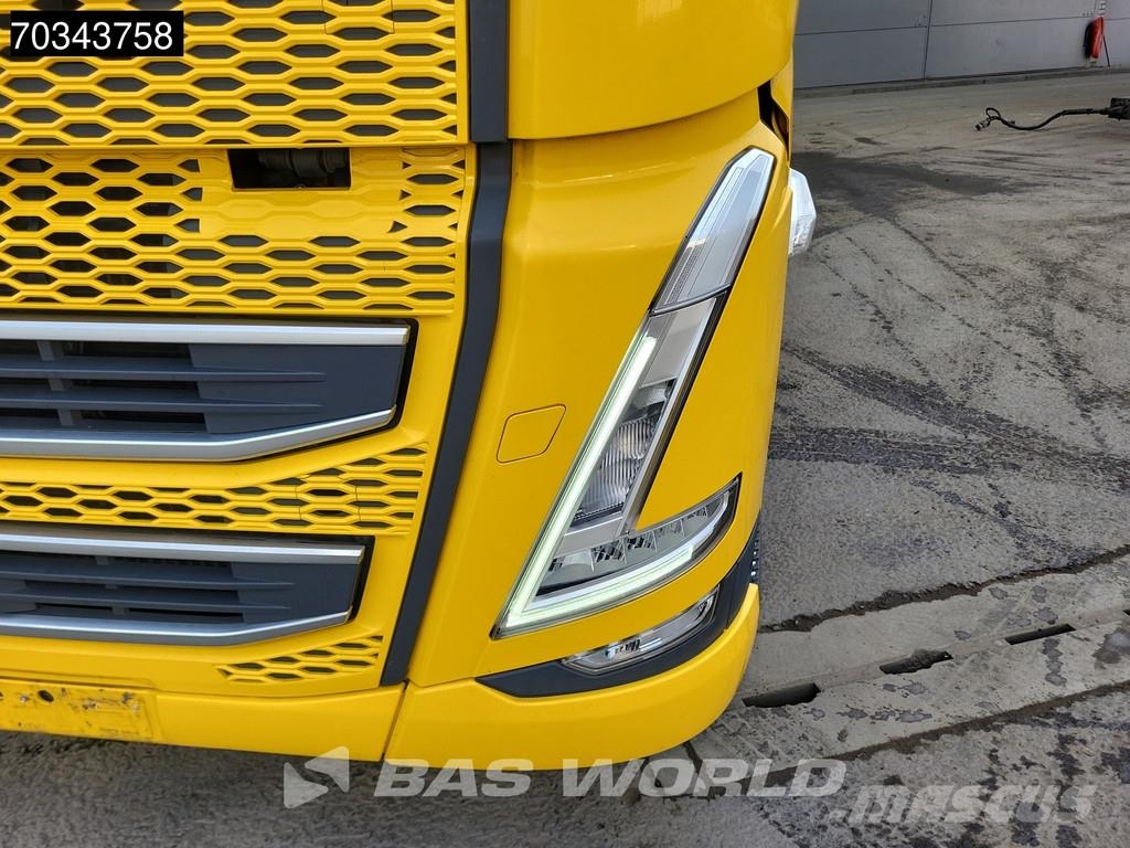 Volvo FH 460 6X2 LNG COMBI Sliding roof VEB+ Automatic A Nákladné vozidlá s bočnou zhrnovacou plachtou