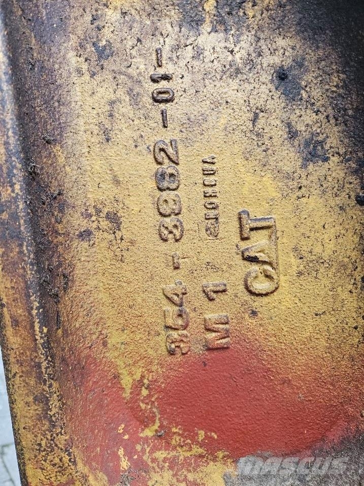 CAT 907M - Quick coupler/Schnellwechsler/Snelwissel Ταχυσύνδεσμοι