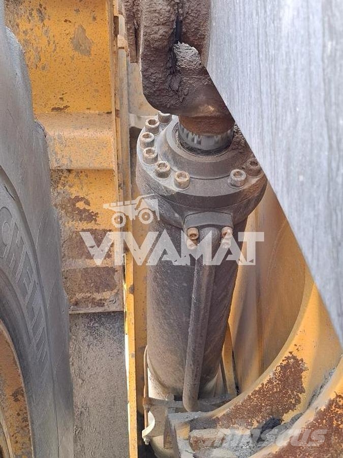 Volvo L350H لوادر بعجل