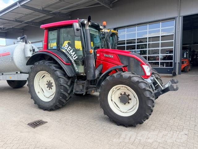 Valtra N123 Hitech5, Luchtremmen, 5500 uur! الجرارات